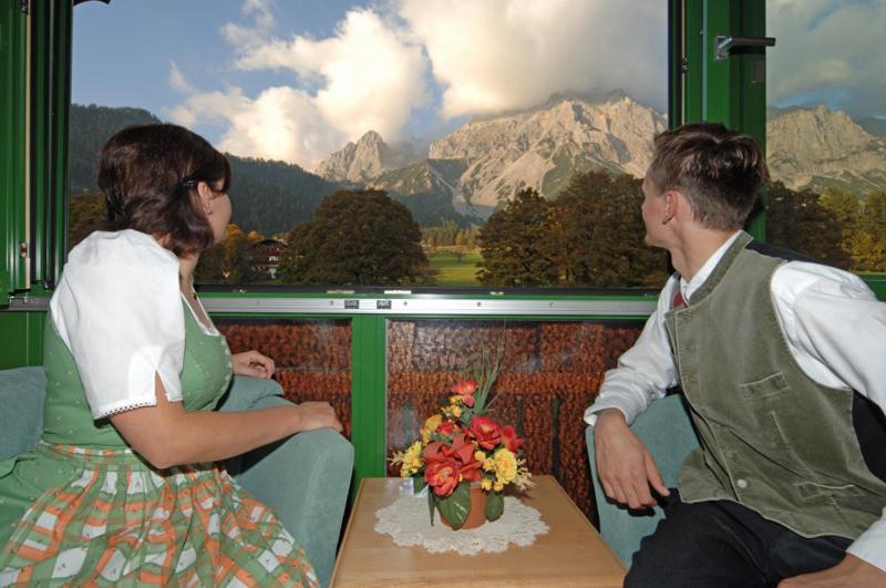 Hotel Jagdhof Ramsau am Dachstein Exterior photo